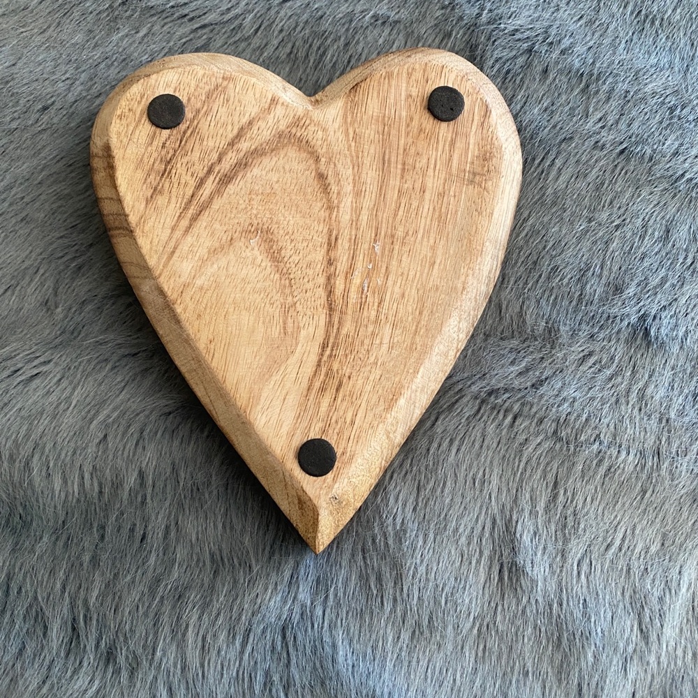 Wood Heart Tray - Picture 4 of 6